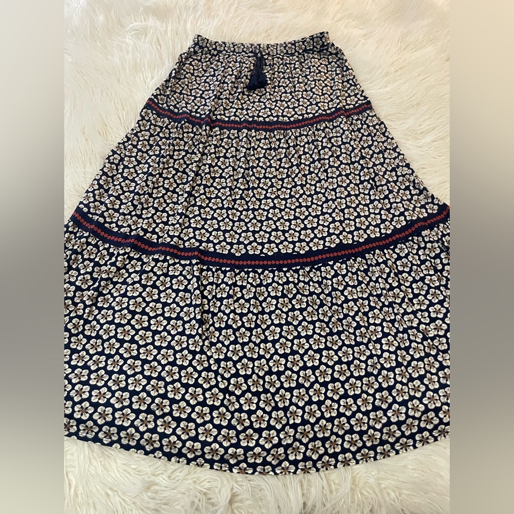 Sophie Max floral maxi skirt size Medium fall colors tiered flowy stretchy waist